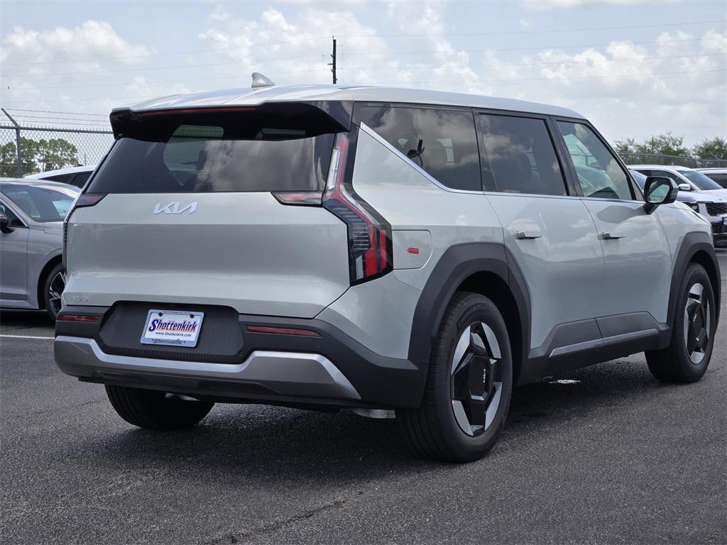 new 2026 Kia EV9 car, priced at $39,489