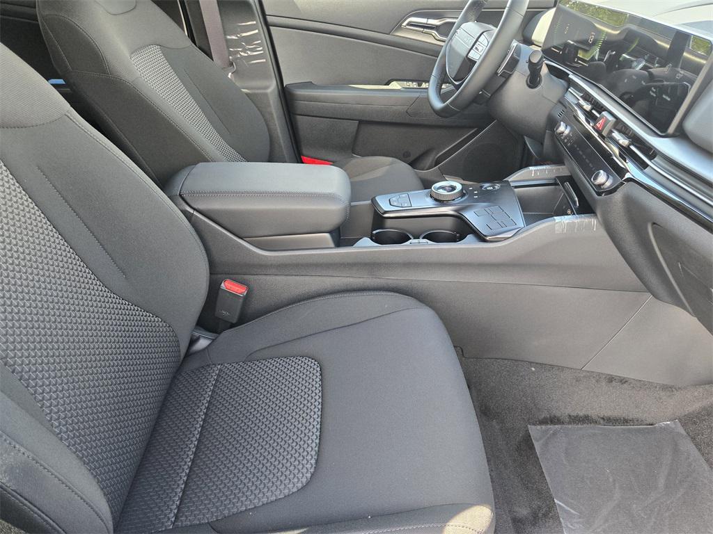 new 2026 Kia Sportage Hybrid car, priced at $29,234