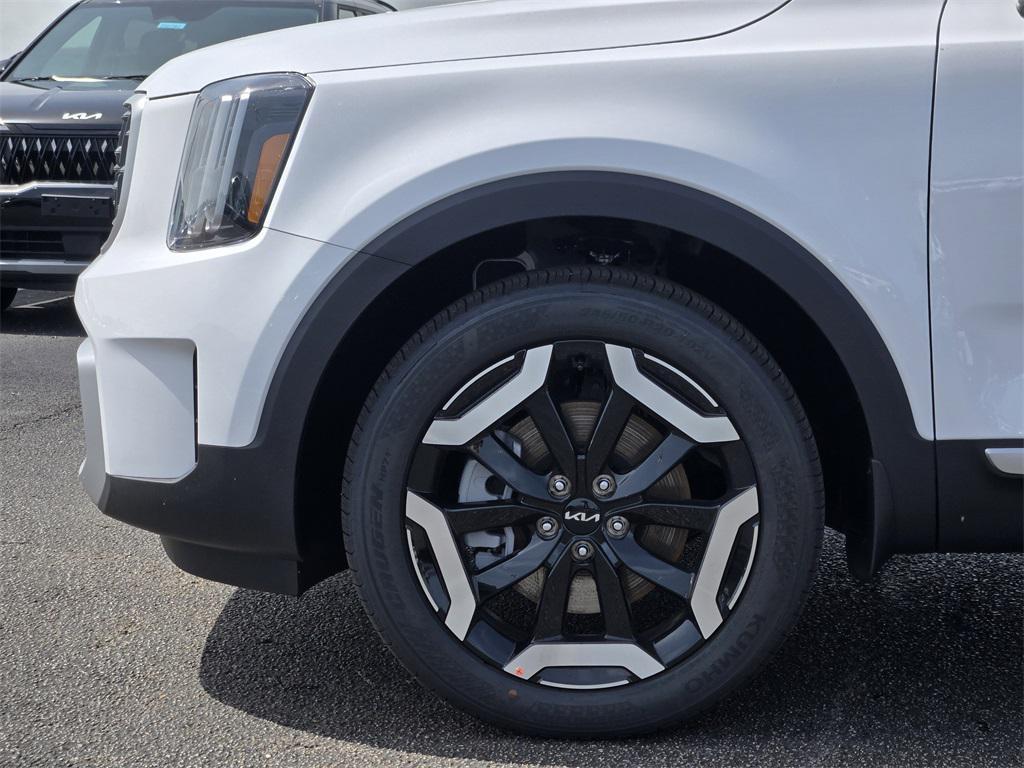 new 2025 Kia Telluride car, priced at $40,225