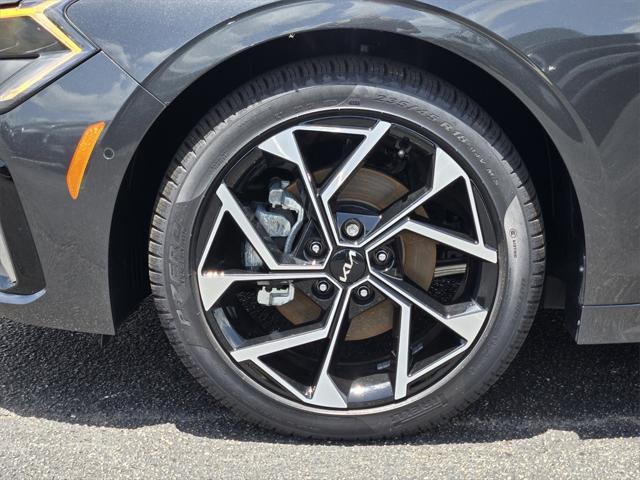 new 2025 Kia K5 car, priced at $33,310