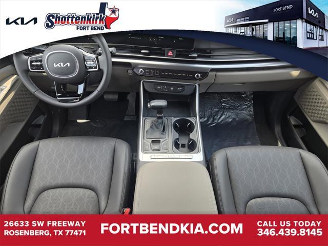 new 2025 Kia Carnival car, priced at $39,190