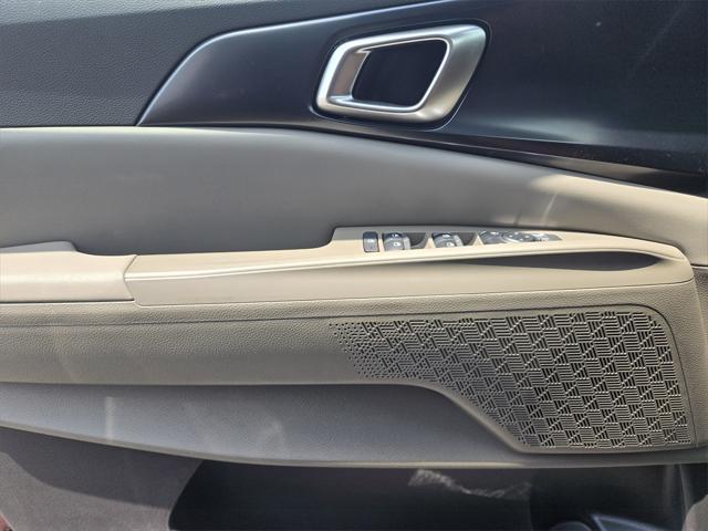 new 2025 Kia Carnival car, priced at $37,975