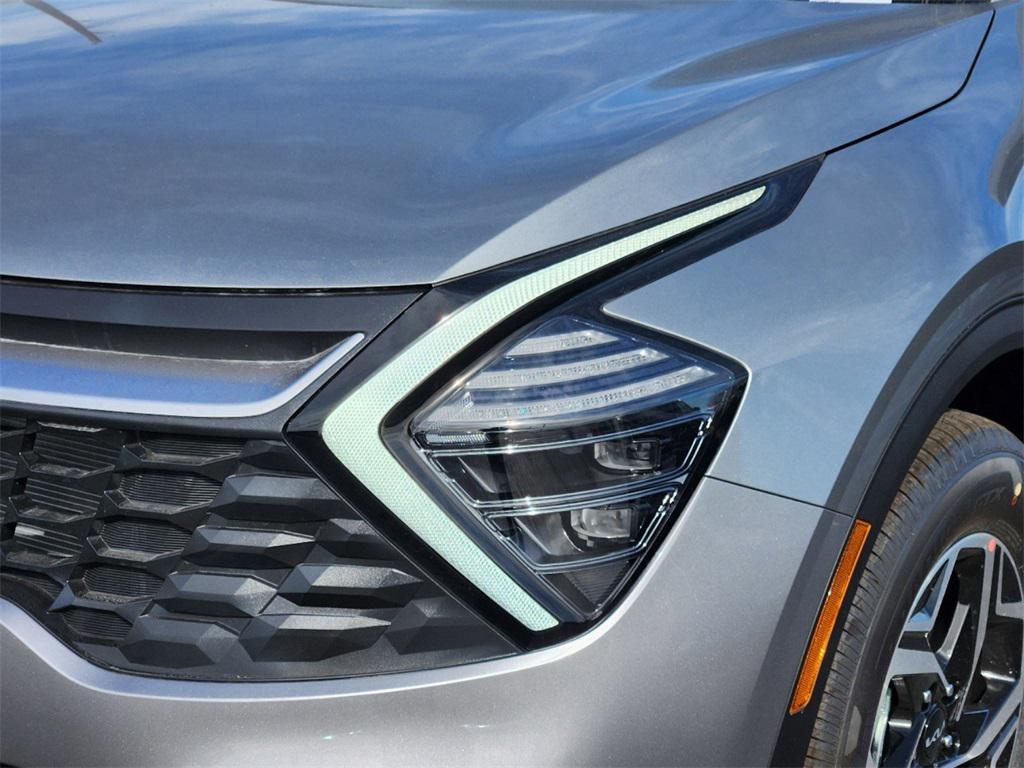 new 2025 Kia Sportage car, priced at $24,341