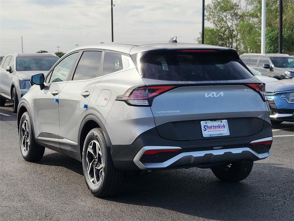 new 2025 Kia Sportage car, priced at $24,341