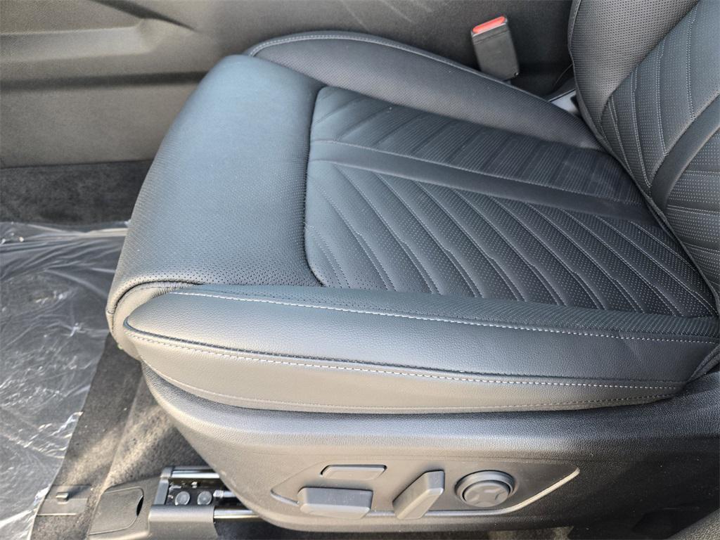 new 2025 Kia Sorento car, priced at $43,351