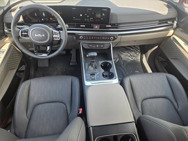 new 2025 Kia Carnival car, priced at $37,649