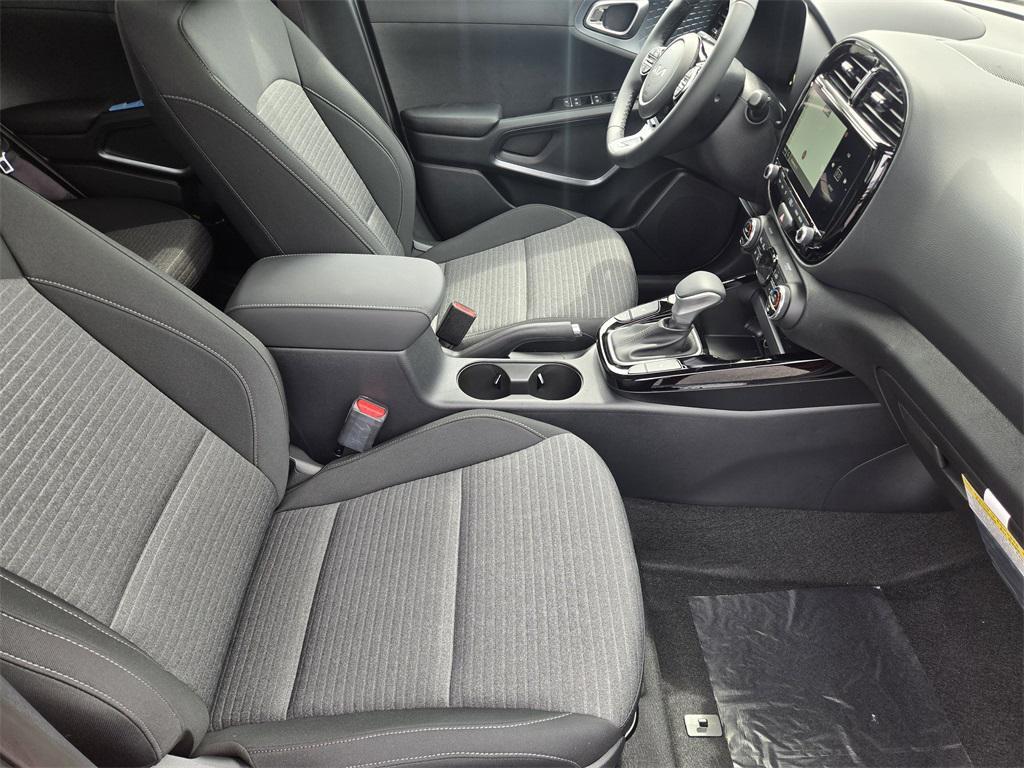 new 2025 Kia Soul car, priced at $23,094