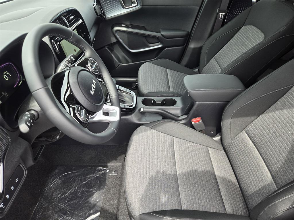 new 2025 Kia Soul car, priced at $23,094