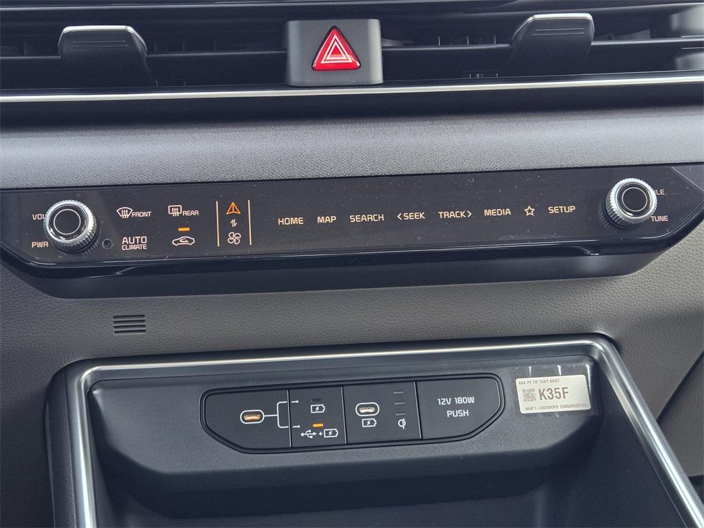 new 2026 Kia Carnival Hybrid car, priced at $46,019