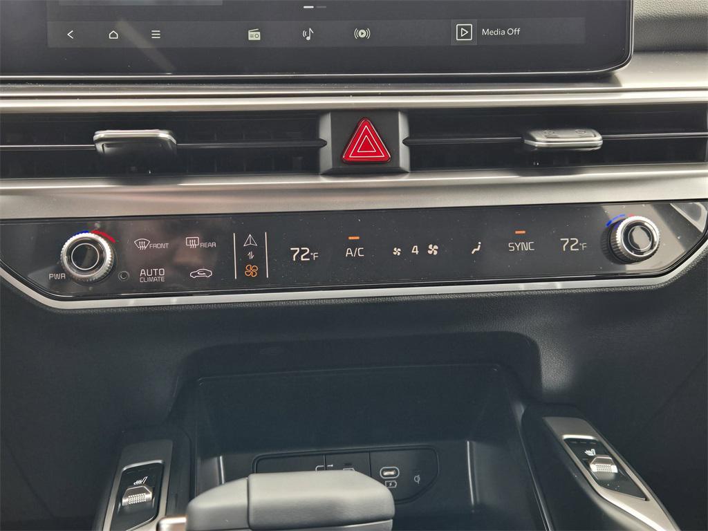 new 2026 Kia Sorento car, priced at $36,265