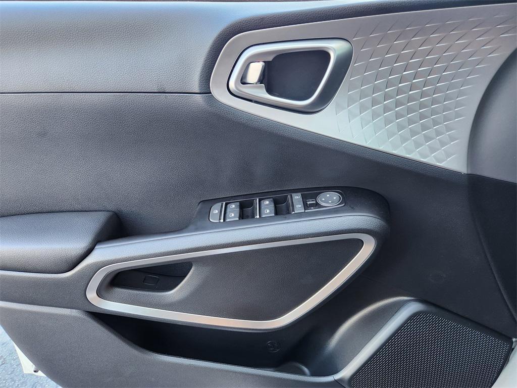 new 2025 Kia Soul car, priced at $21,282