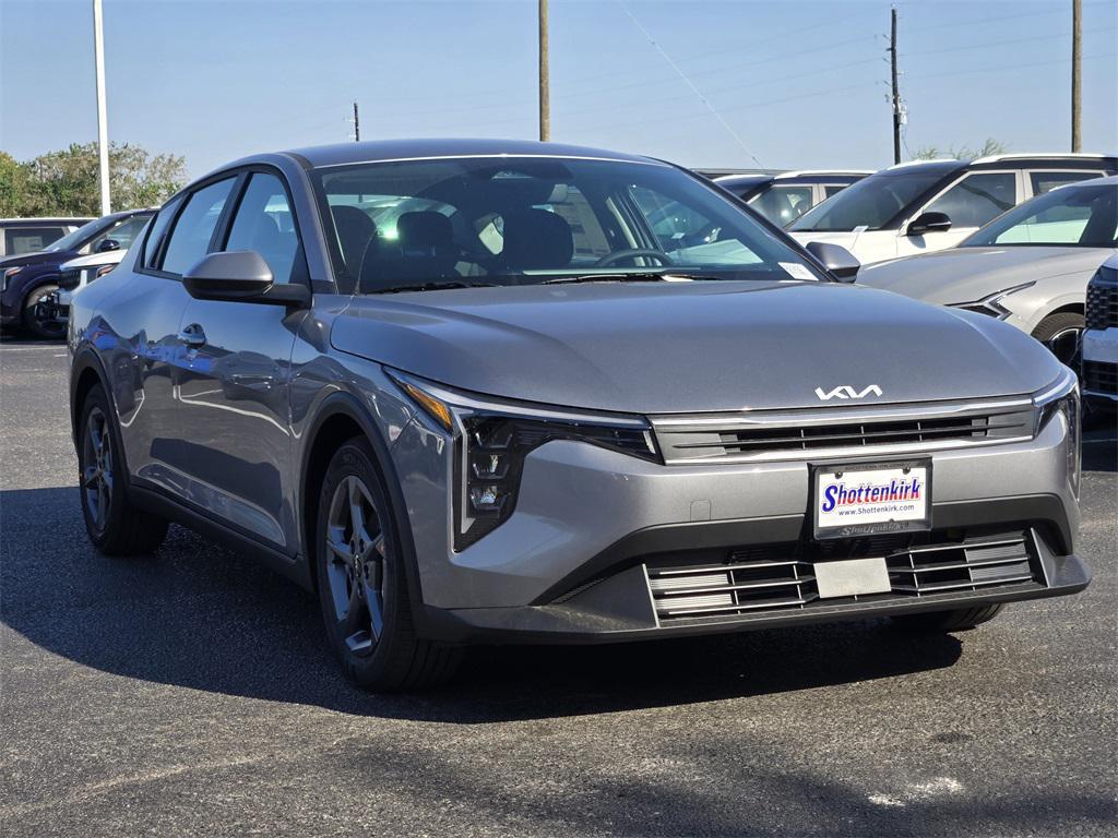 new 2025 Kia K4 car, priced at $21,976