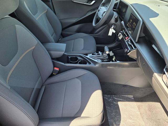 new 2025 Kia Niro car, priced at $25,254