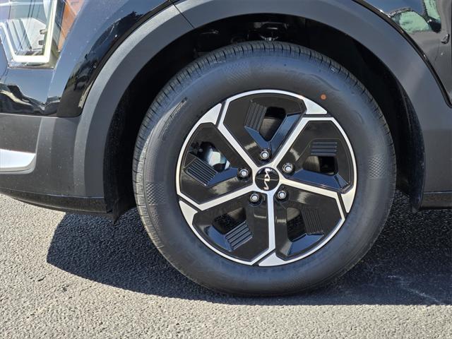 new 2025 Kia Niro car, priced at $25,254