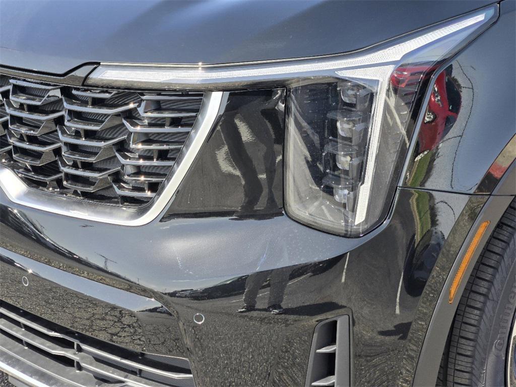 new 2025 Kia Sorento car, priced at $30,889