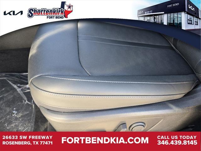 new 2025 Kia Sorento car, priced at $38,165