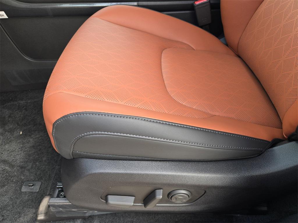 new 2026 Kia Carnival car, priced at $40,750