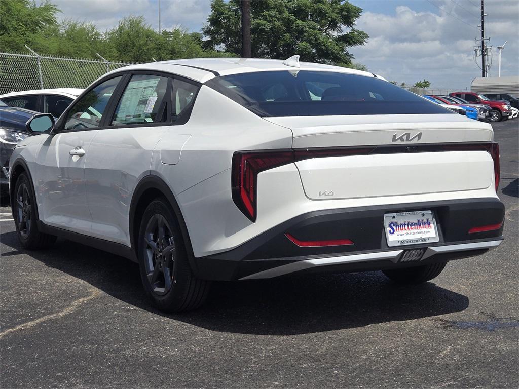new 2025 Kia K4 car, priced at $22,332