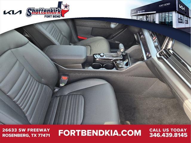 new 2025 Kia Sportage car, priced at $36,955