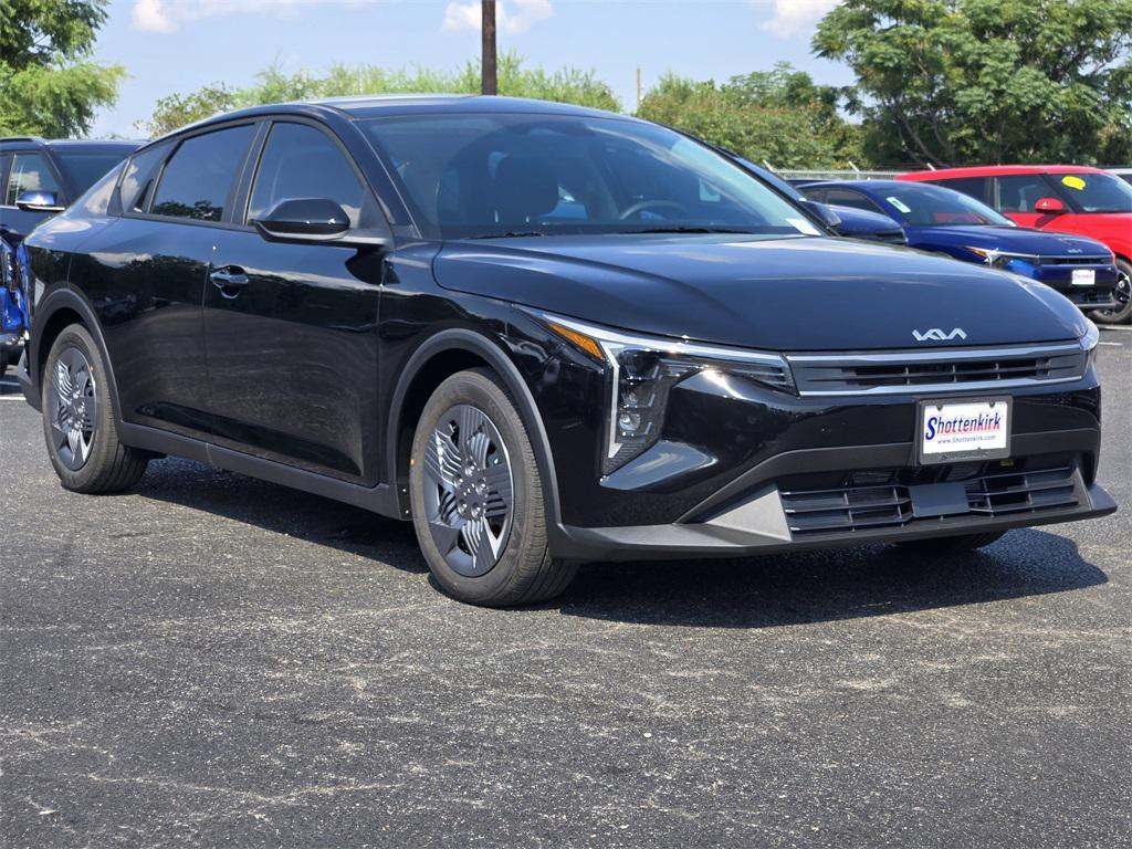 new 2025 Kia K4 car, priced at $21,026