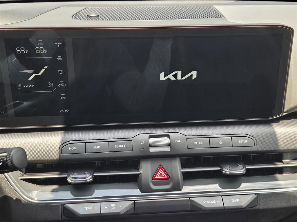 new 2025 Kia K4 car, priced at $22,407