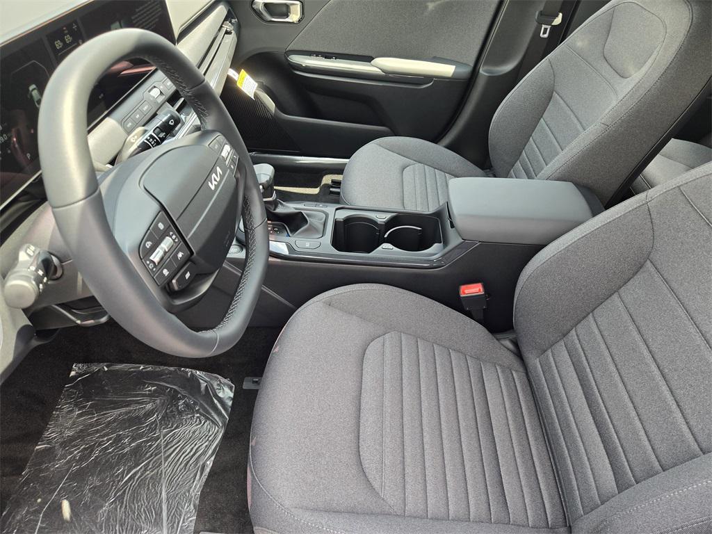 new 2025 Kia K4 car, priced at $22,407