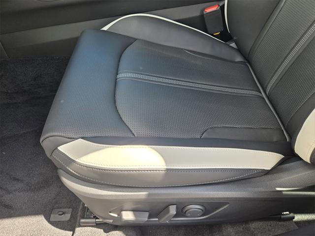 new 2025 Kia K5 car, priced at $28,587