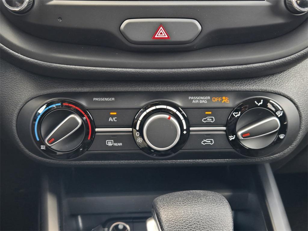 new 2025 Kia Soul car, priced at $19,092