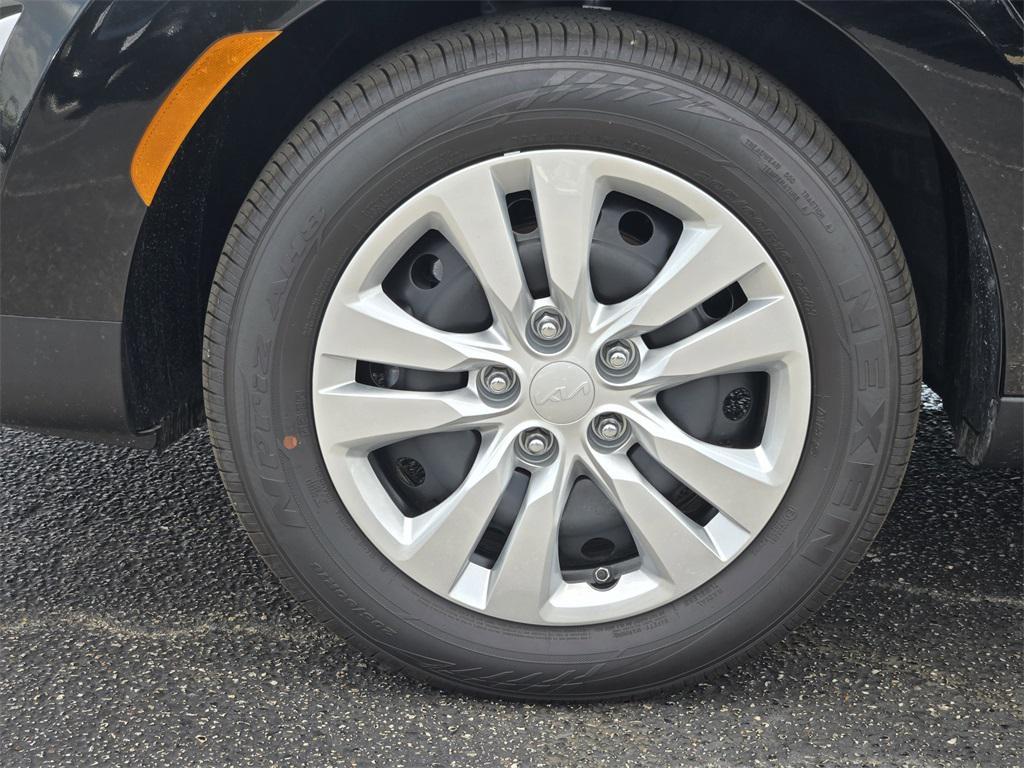 new 2025 Kia Soul car, priced at $19,092