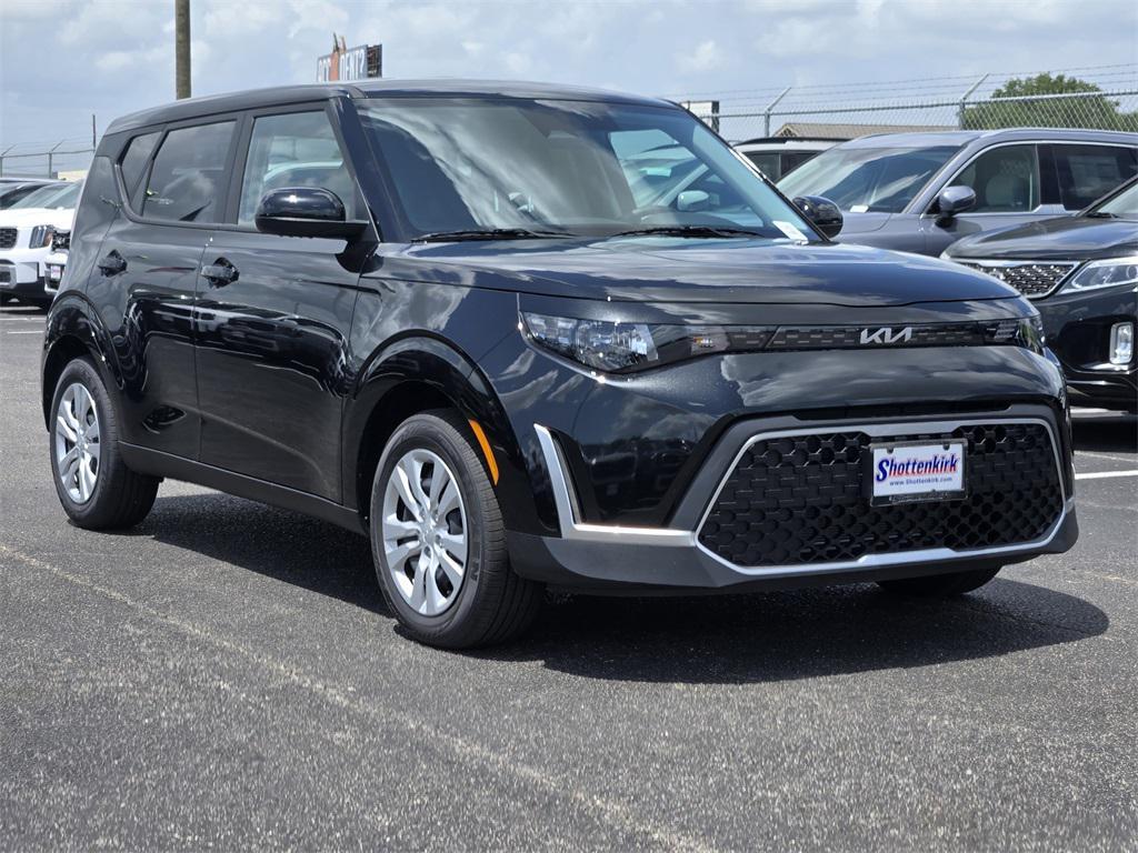new 2025 Kia Soul car, priced at $19,092