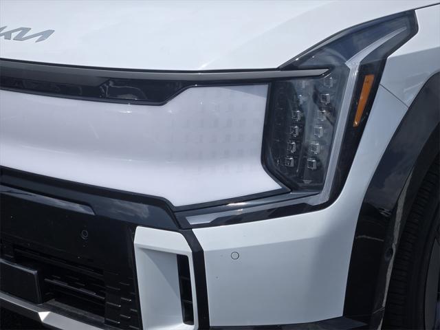 new 2026 Kia EV9 car, priced at $70,485