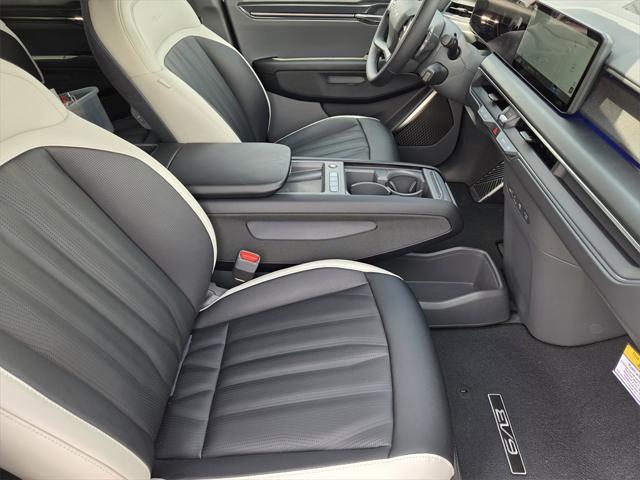 new 2026 Kia EV9 car, priced at $70,485