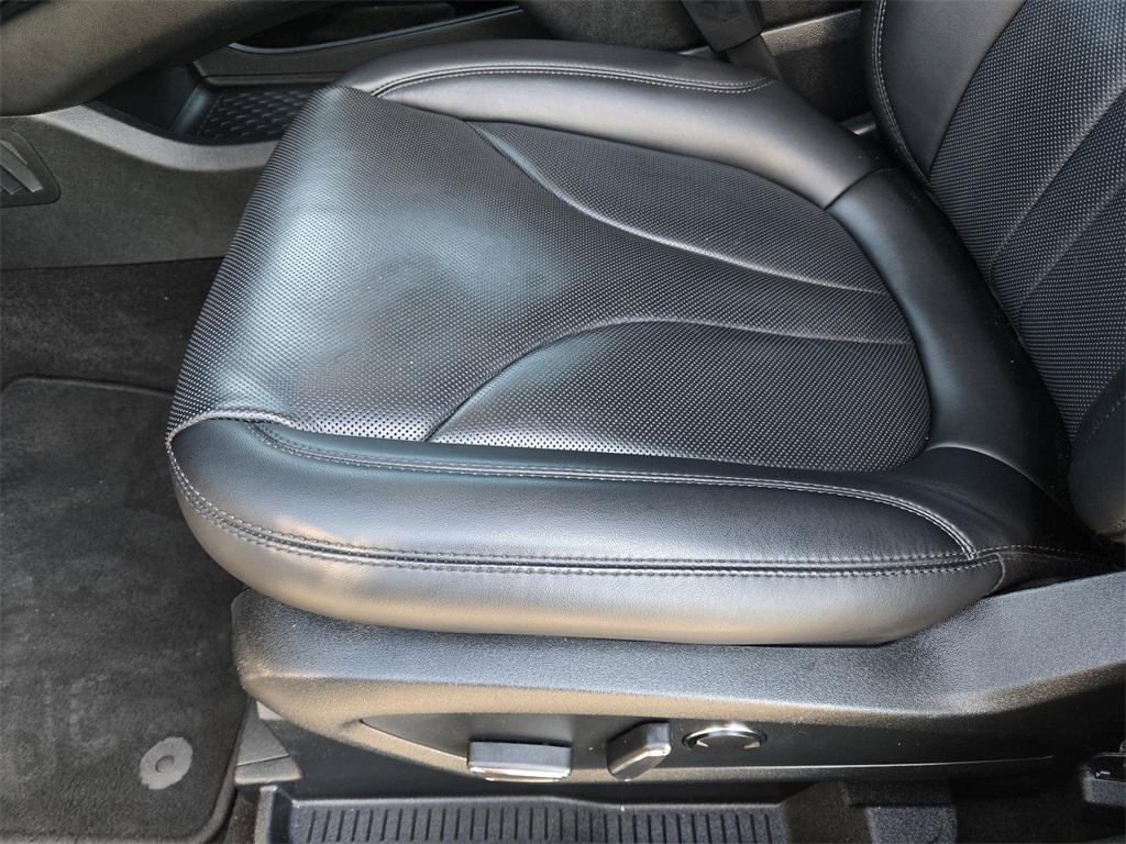 used 2021 Lincoln Nautilus car, priced at $20,816
