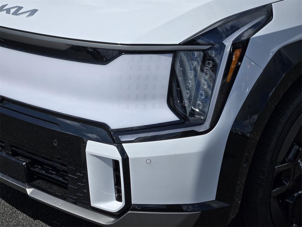 new 2026 Kia EV9 car, priced at $56,043