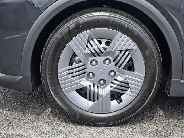 new 2025 Kia K4 car, priced at $22,665
