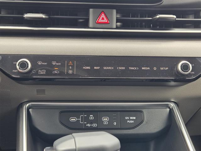 new 2025 Kia Carnival car, priced at $41,065