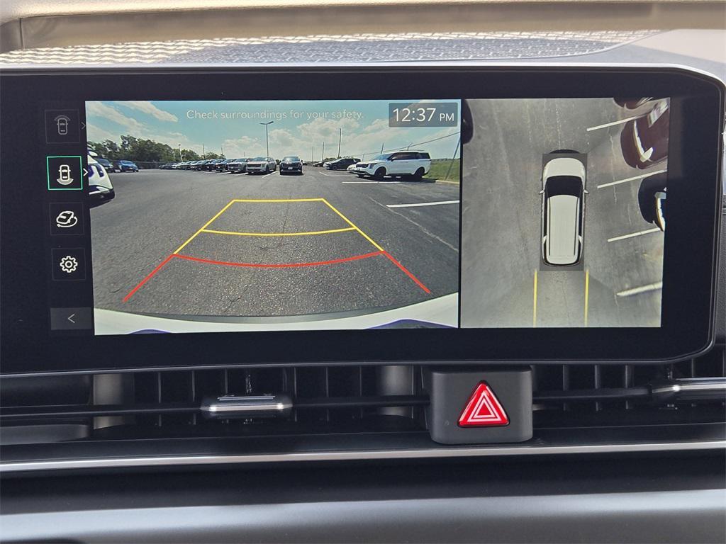 new 2026 Kia Carnival Hybrid car, priced at $47,989