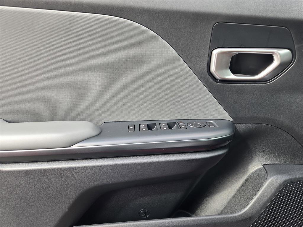new 2025 Kia K4 car, priced at $22,332