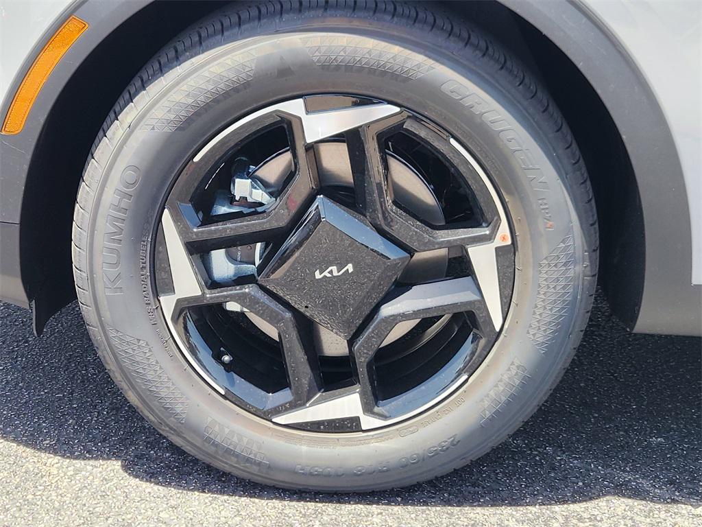 new 2026 Kia Sportage car, priced at $32,880