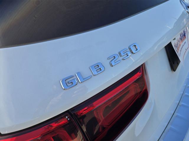 used 2020 Mercedes-Benz GLB 250 car, priced at $23,977