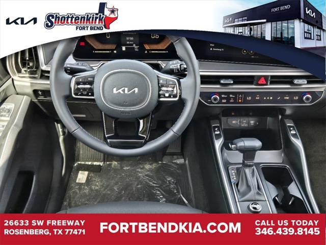 new 2025 Kia Sorento car, priced at $38,300