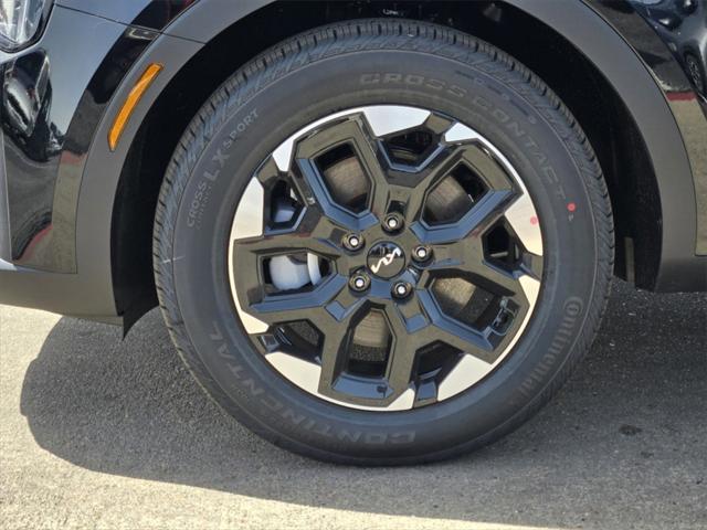 new 2025 Kia Sorento car, priced at $38,300