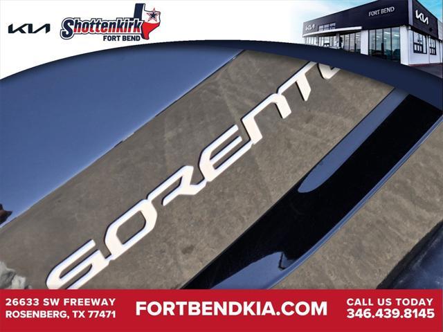 new 2025 Kia Sorento car, priced at $38,300