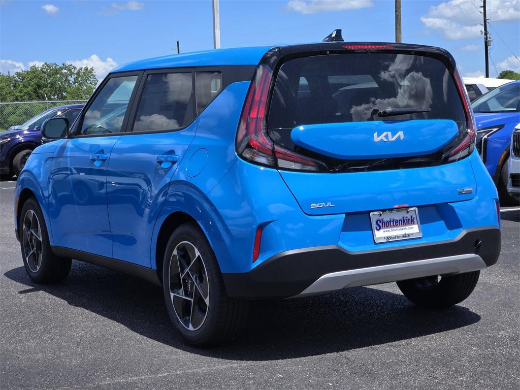 new 2025 Kia Soul car, priced at $22,584