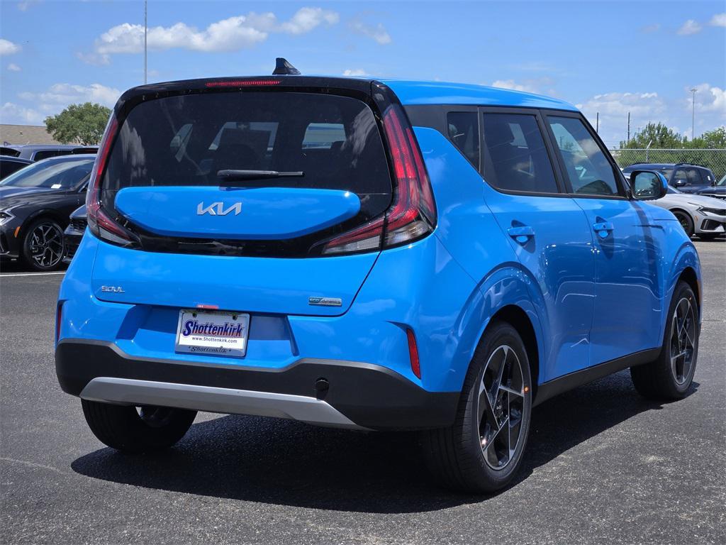 new 2025 Kia Soul car, priced at $22,584