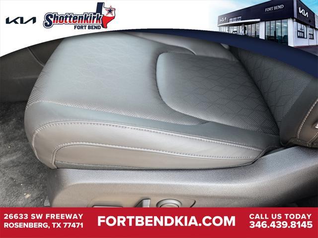 new 2025 Kia Carnival car, priced at $42,980