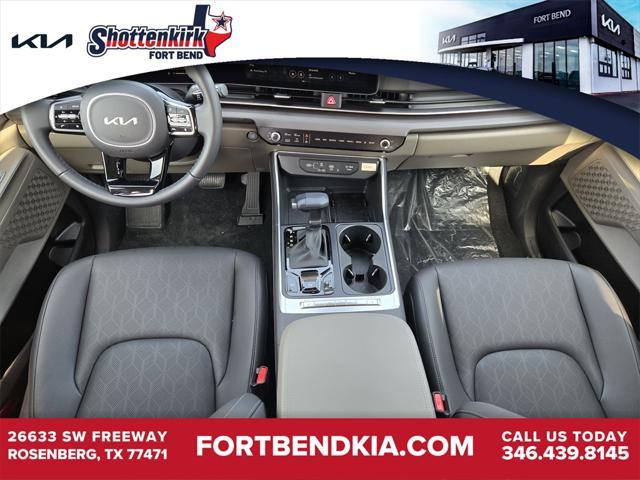 new 2025 Kia Carnival car, priced at $42,980