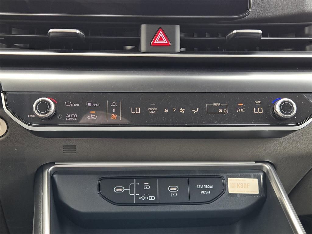 new 2026 Kia Carnival Hybrid car, priced at $42,185