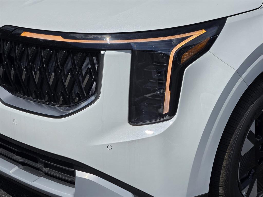 new 2026 Kia Carnival Hybrid car, priced at $42,185