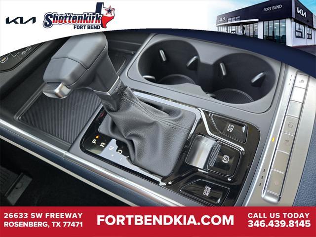 new 2025 Kia Carnival car, priced at $43,600